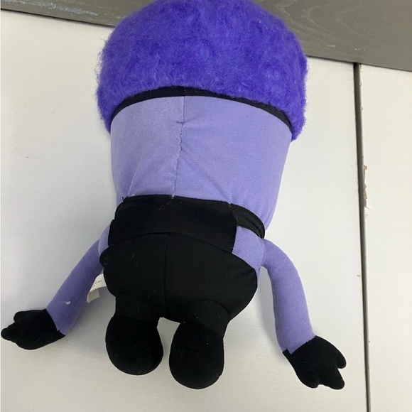 evil minion despicable me 18” purple plush - Picture 3 of 5